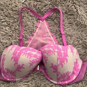 NEVER WORN! Victoria’s Secret Demi dream angels